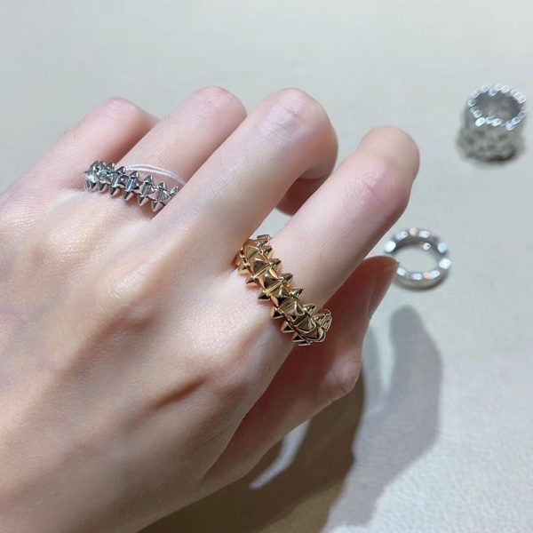 Cartier Clash ring small vs midium