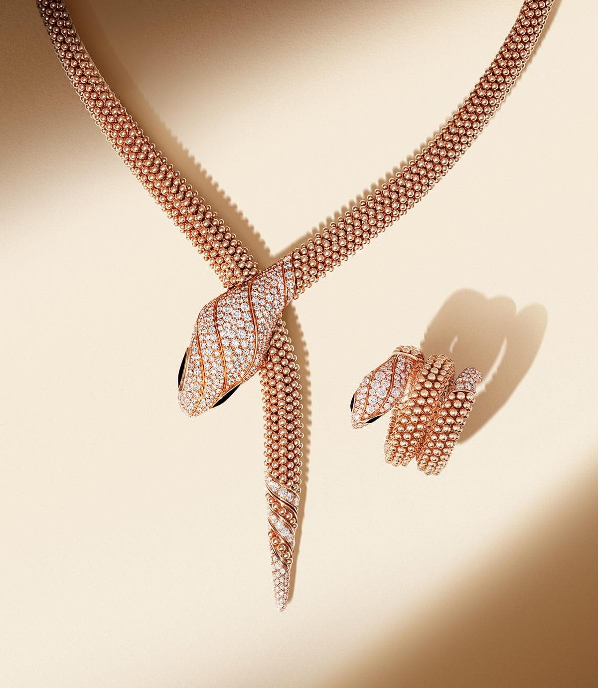 18K real gold Bulgari Serpenti necklace onyx and diamonds replica jewelry