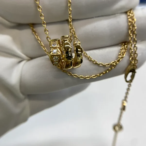 18K Yellow Gold Bulgari Serpenti Viper Diamond Pendant Necklace 361106