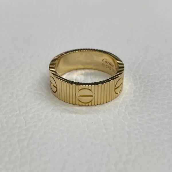18K Yellow Gold Cartier Unlimited Love Ring B4247552