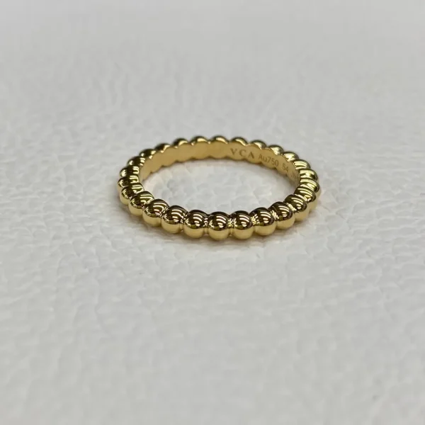 18K Yellow Gold Van Cleef Arpels Perlée Pearls of Gold Ring Medium Model VCARN9PB00