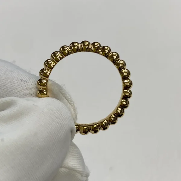 18K Yellow Gold Van Cleef Arpels Perlée Pearls of Gold Ring Medium Model VCARN9PB00