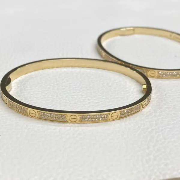 18K Yellow Gold Cartier LOVE Bracelet Small Model Paved (1)