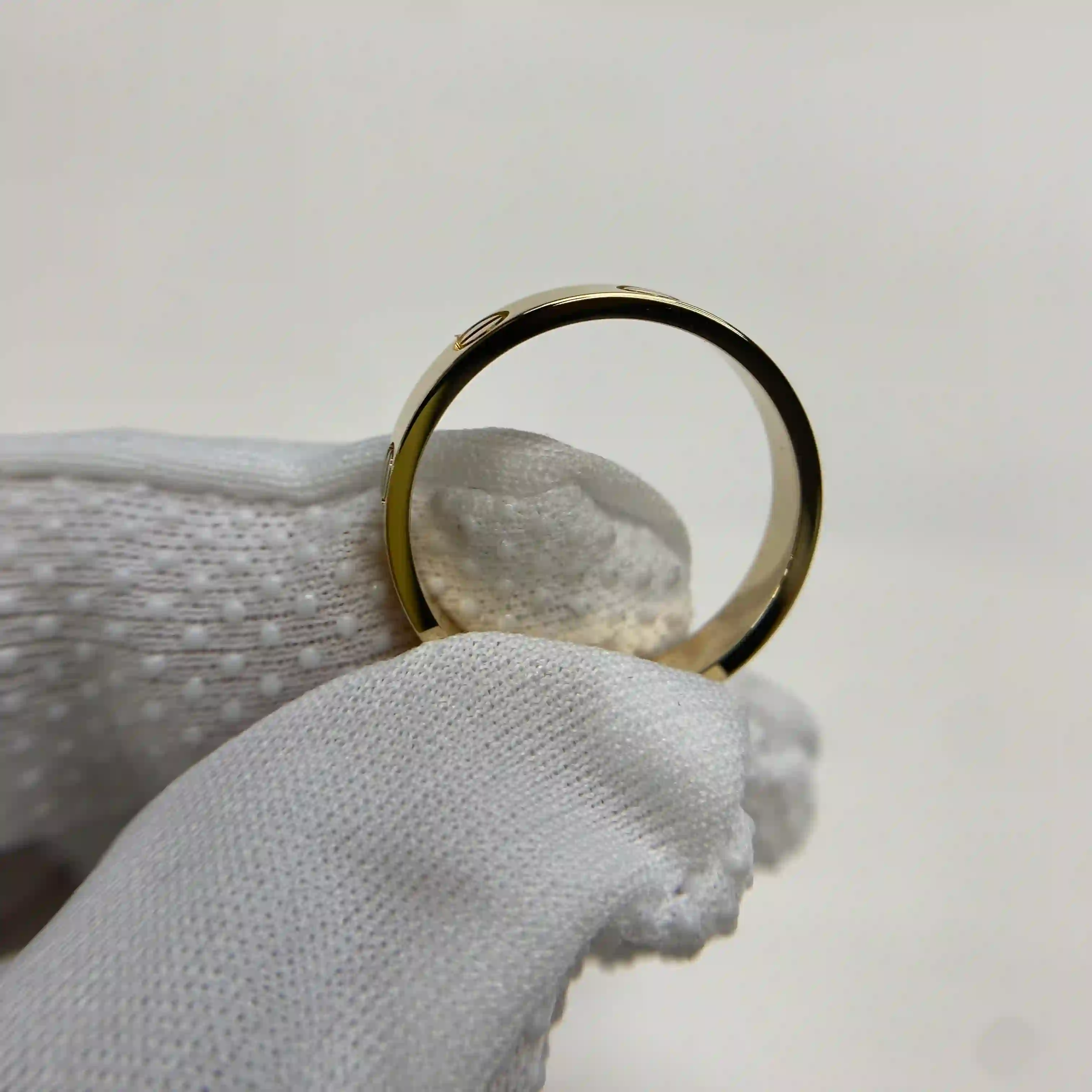 18K Yellow Gold Cartier LOVE Ring Small Model Ref. B4085052 (1) 18K Yellow Gold Cartier LOVE Ring Small Model Ref. B4085052 (1)