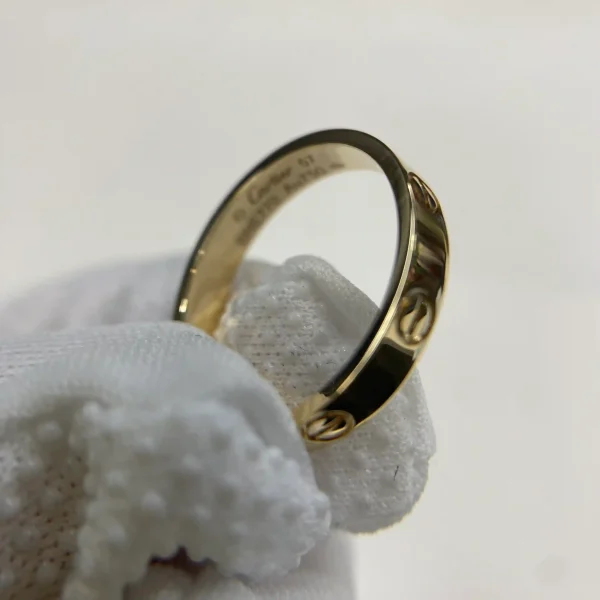 18K Yellow Gold Cartier LOVE Ring Small Model Ref. B4085052 (1)