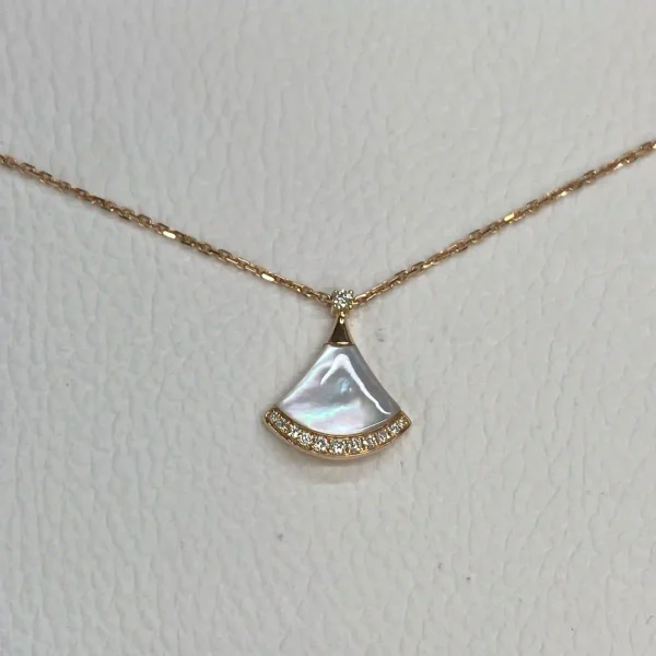 18K Rose Gold Bvlgari DIVAS’ DREAM Necklace Pave Diamonds Ref.358365
