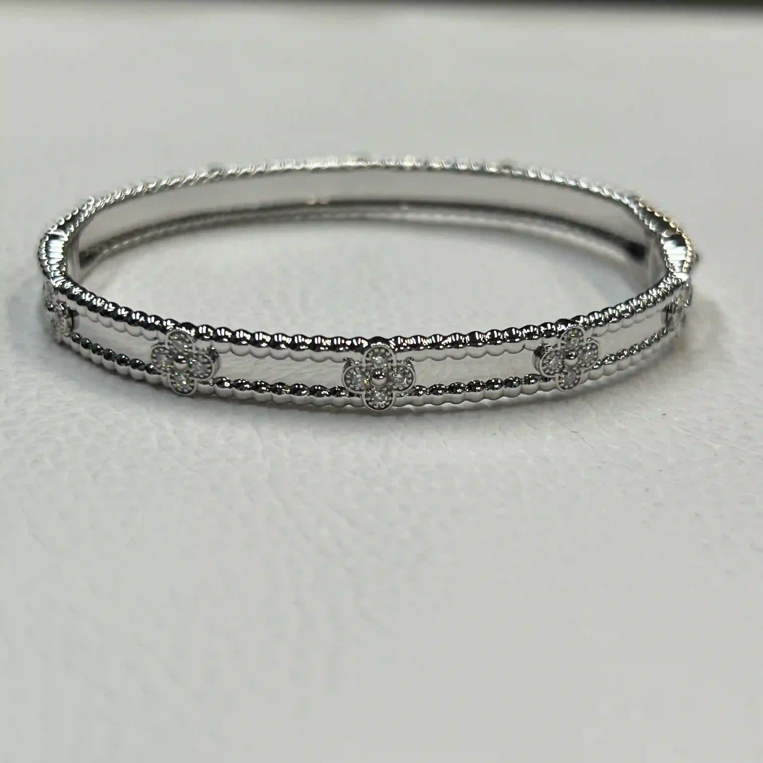 18K White Gold Van Cleef Arpels Perlée Sweet Clovers Bracelet Medium Model VCARP6XA00 (2) 18K White Gold Van Cleef Arpels Perlée Sweet Clovers Bracelet Medium Model VCARP6XA00