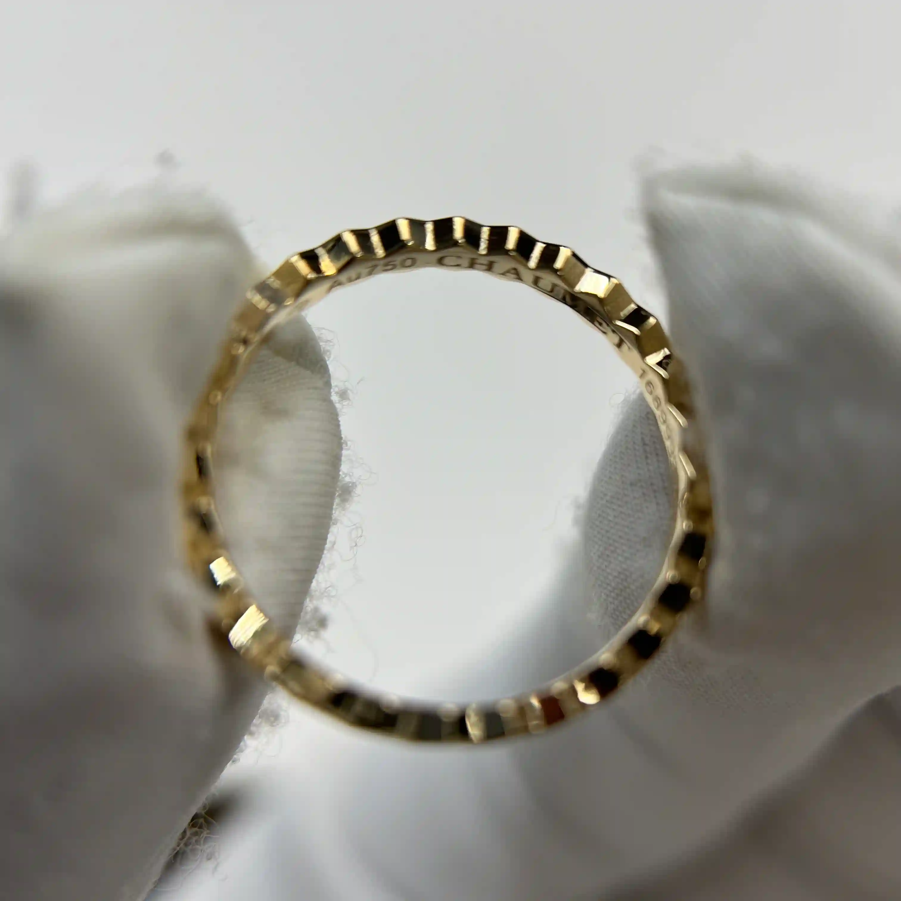 18K Yellow Gold Bee de Chaumet Ring 081885 (1) 18K Yellow Gold Bee de Chaumet Ring 081885