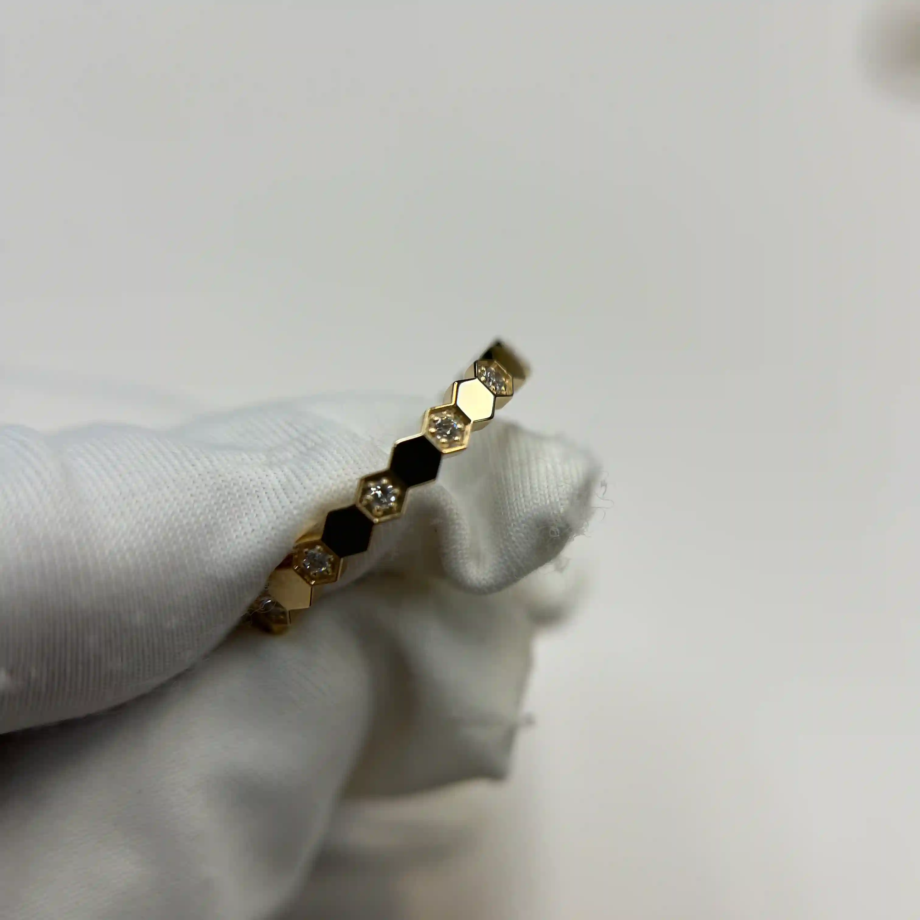 18K Yellow Gold Bee de Chaumet Ring Semi-pavé Diamonds 081932 (2) 18K Yellow Gold Bee de Chaumet Ring Semi-pavé Diamonds 081932