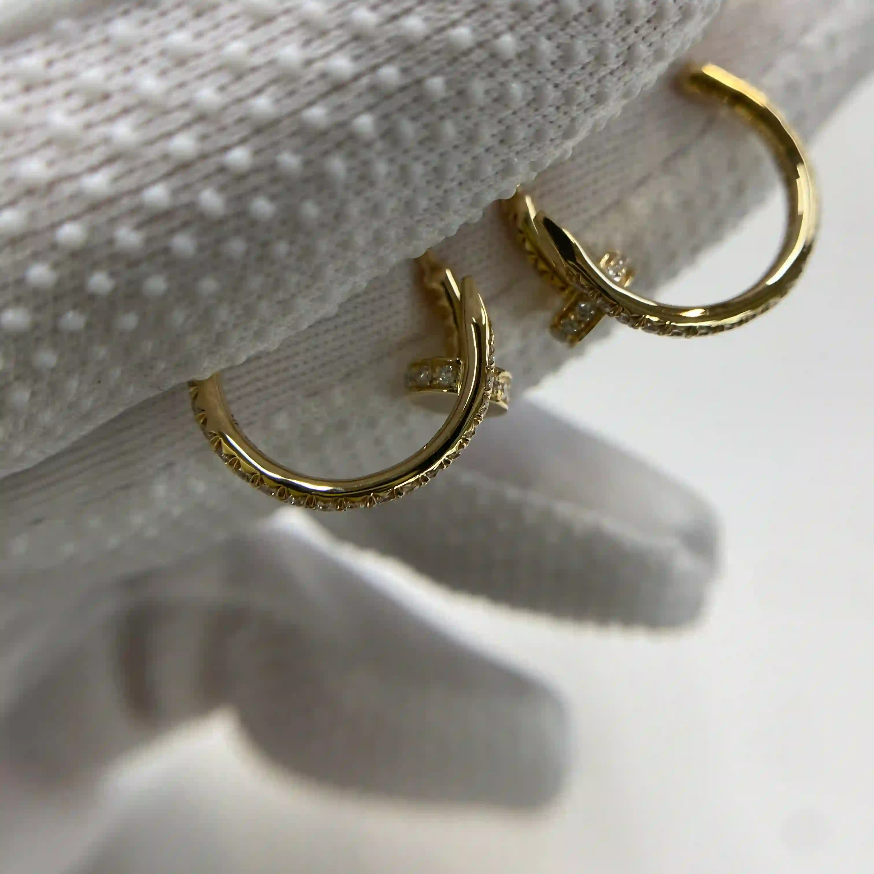 18K Yellow Gold Cartier Juste un Clou Earring Small Model Paved Ref. B8301430 (4) 18K Yellow Gold Cartier Juste un Clou Earring Small Model Paved Ref. B8301430