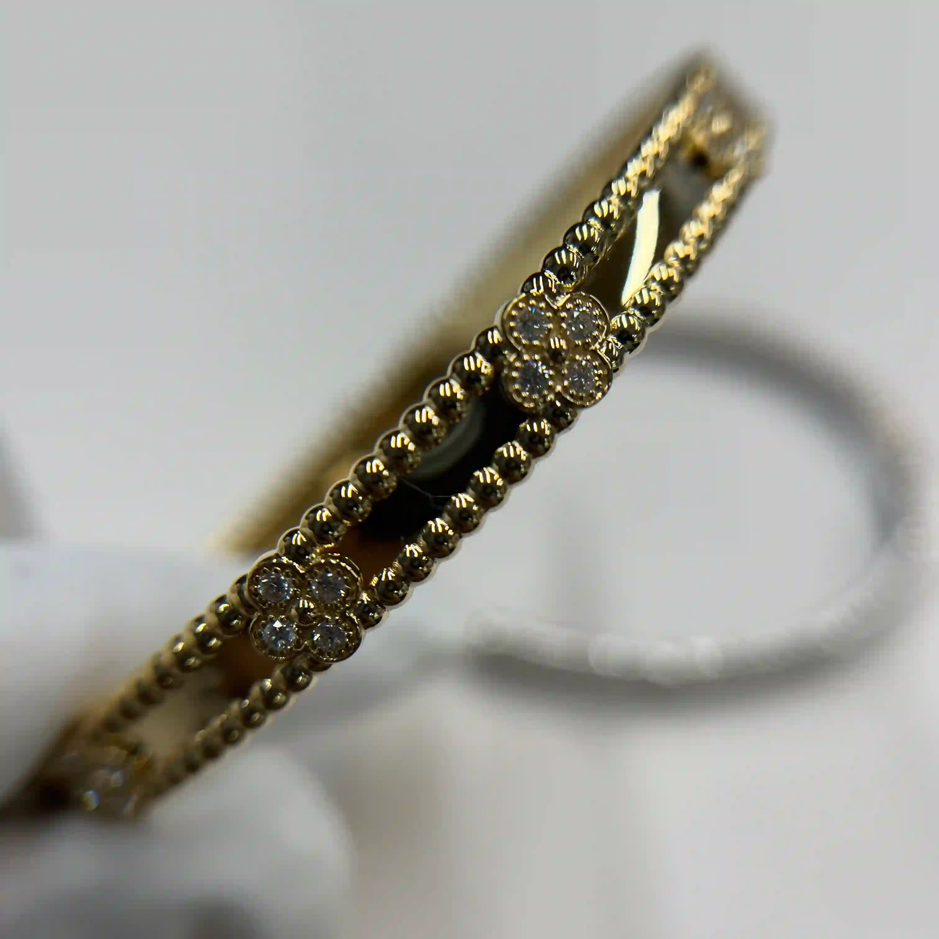 18K Yellow Gold Van Cleef Arpels Sweet Clovers Bracelet Medium Model VCARP6X600 (3) 18K Yellow Gold Van Cleef Arpels Sweet Clovers Bracelet Medium Model VCARP6X600