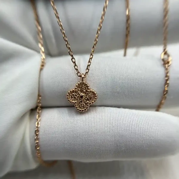 18K Rose Gold Van Cleef Arpels Sweet Alhambra Pendant VCARO8DF00