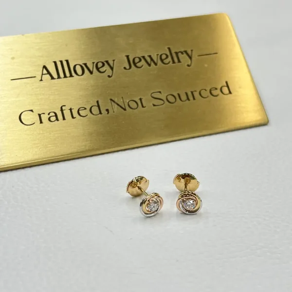 18K Gold Cartier Trinity stud earrings, brilliant-cut diamonds Ref. B8301459